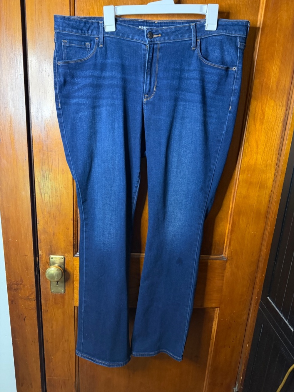 OLD NAVY MID-RISE KICKER BOOT CUT JEANS SIZE 18